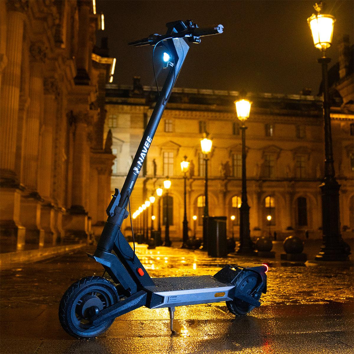 Electric scooter NAVEE S60